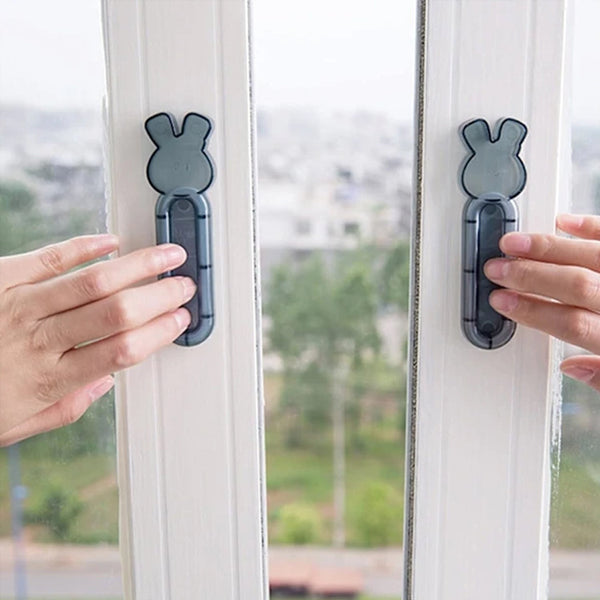 Push pull door helper