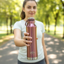 reusable plastic water bottle Supermom Hydro design