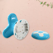 Triangle USB Mini Massager Multifunction (1 Pc/ Battery Not Included)