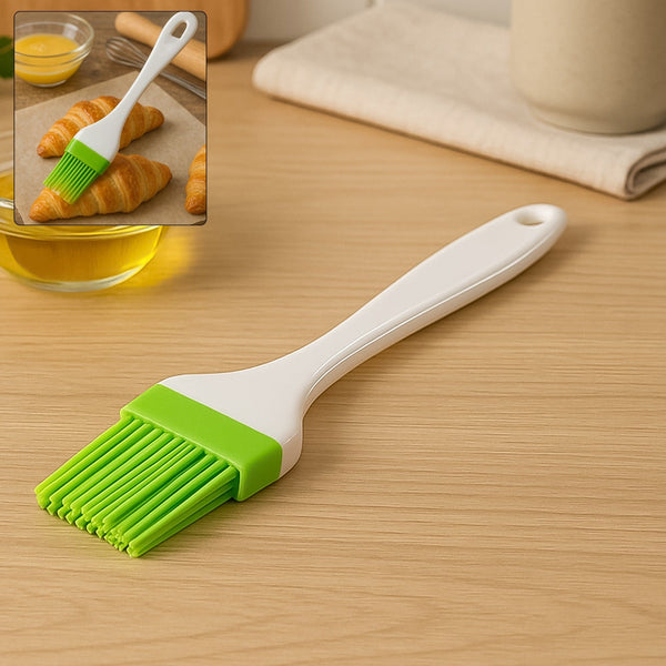 Silicone Kitchen Oil Spatula Brush with Handle Pastry / Cake Brush (17 cm / 1 Pc)