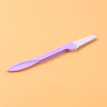 Eyebrow facial hair razor with 3 Replaceable Blades