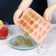 Durable Plastic Ice Cube Tray (1 Pc)